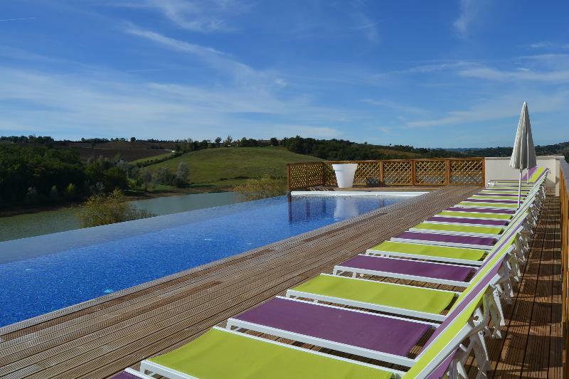 Ferienpark L'oustal Del Carlat 3*